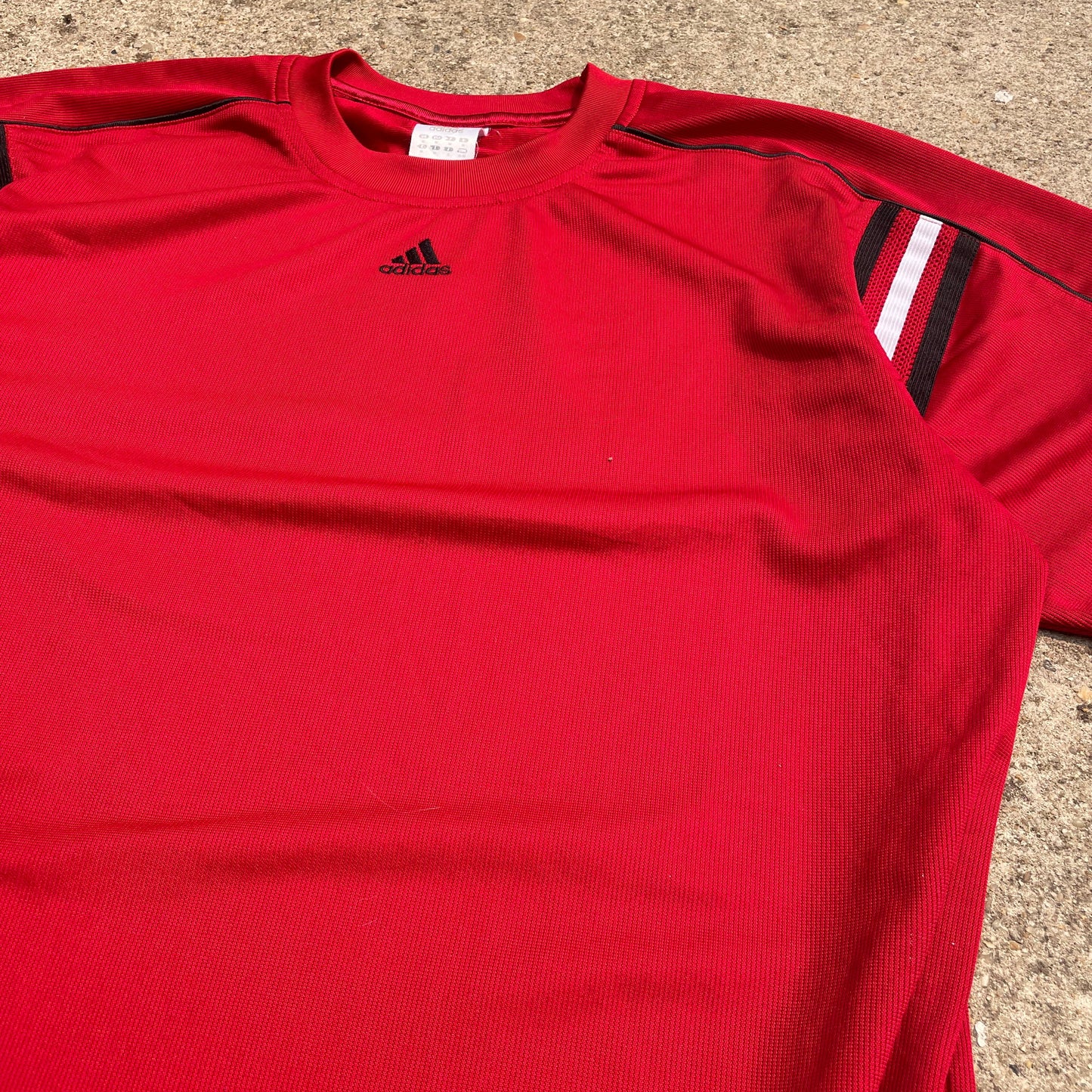 Adidas T-Shirt Vintage Red Three-Stripes Tee - M
