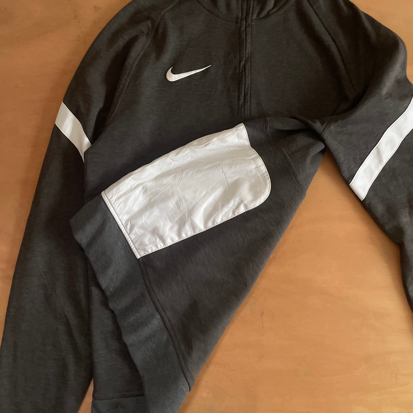 Nike Zipper Hooded Jacket Sportwear - M