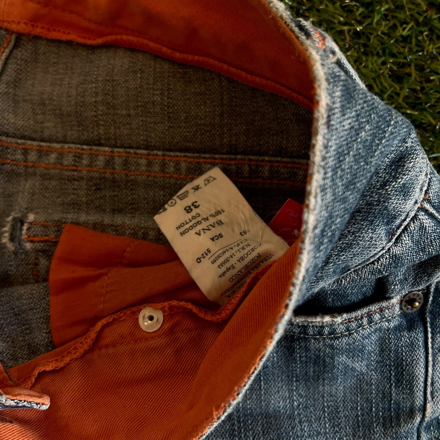Vintage Flared Denim Jeans - M