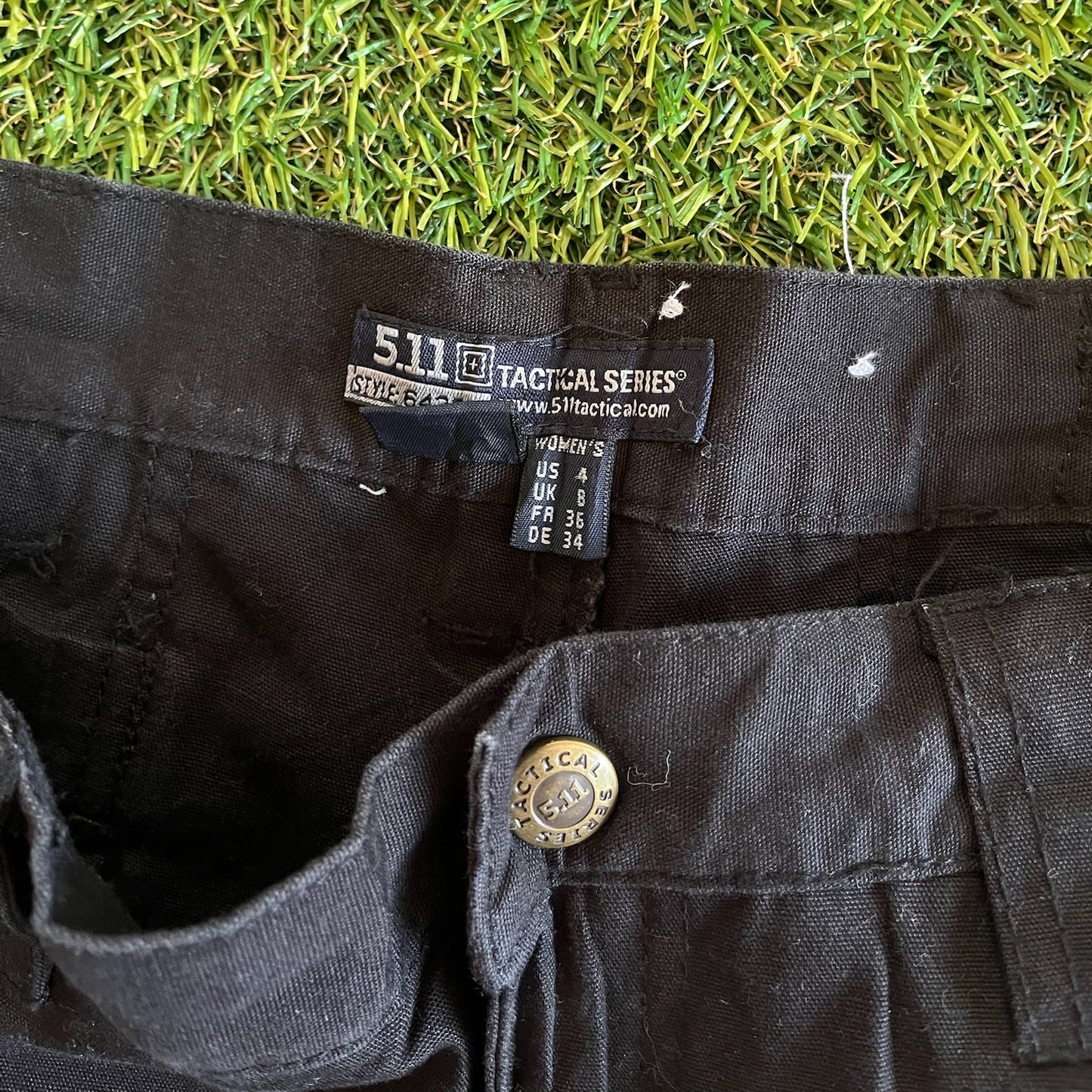 Tactical Series Cargo Pants - M