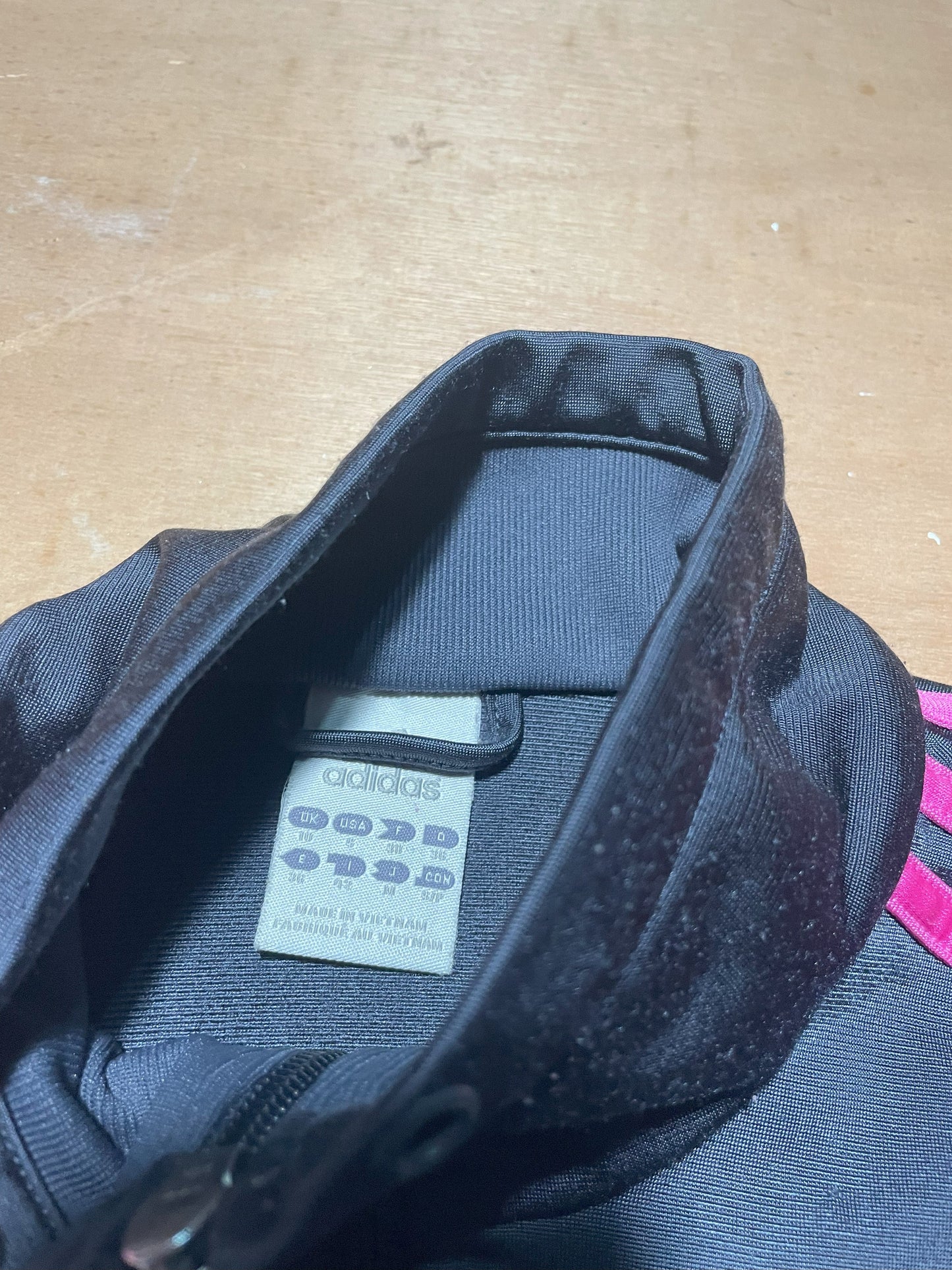 Chandal Adidas Y2K Negro y rosa