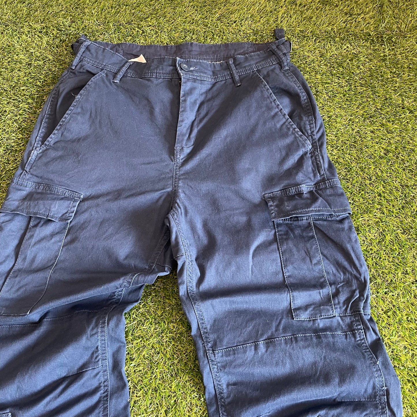 No Boundaries Cargo Pants - M