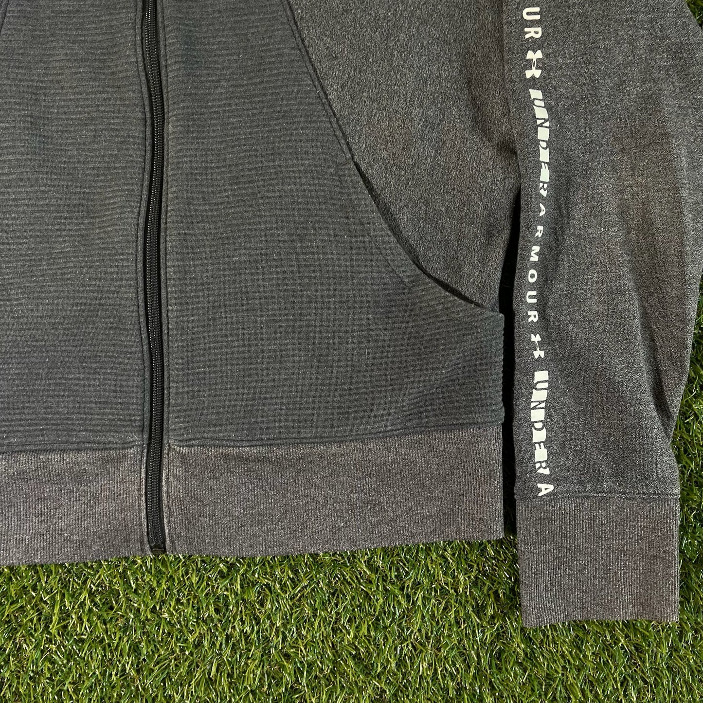 Under Armour Zipper Hooded Jacket - L